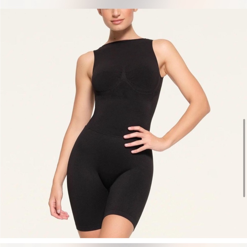 SKIMS Nylon Mid Thigh Onesie/Romper size s/m